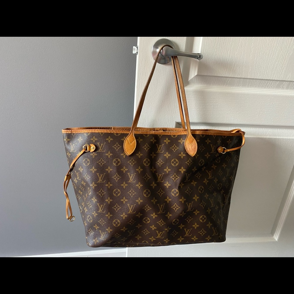 Louis Vuitton monogram Neverfull GM tote bag
